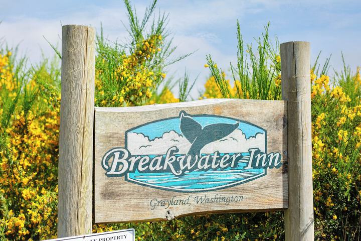 Breakwater Resort