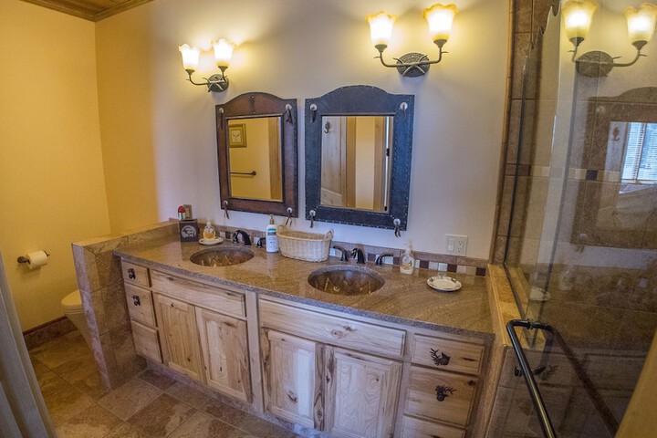 Elktrace Bed & Breakfast