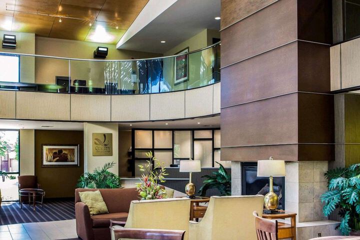 Quality Inn & Suites Peoria North