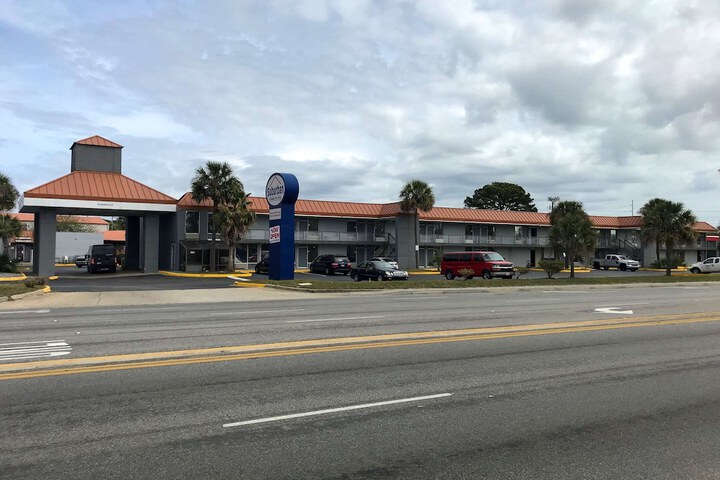 Hotel 2 of 21