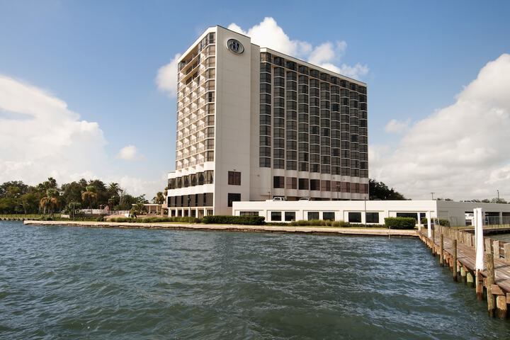 Hotel 5 of 91