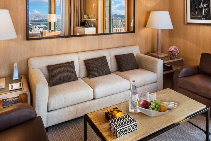 Room 45 of 130