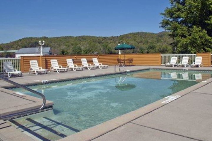 Pool 2 of 20