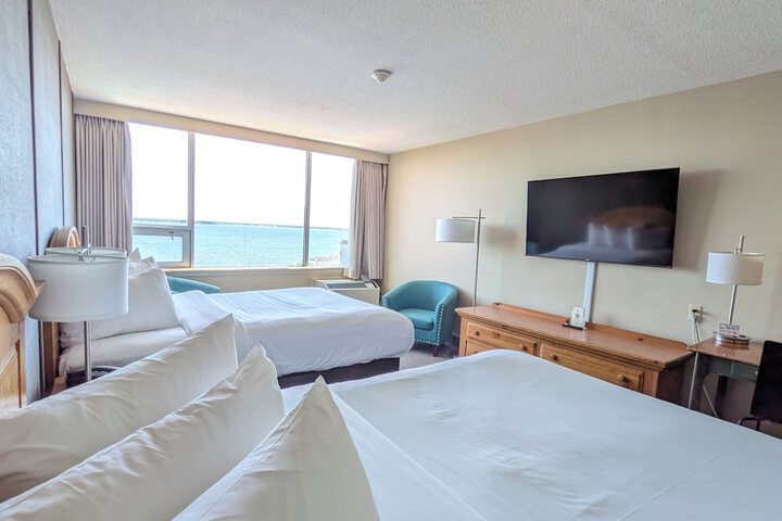 Confederation Place - Hotel