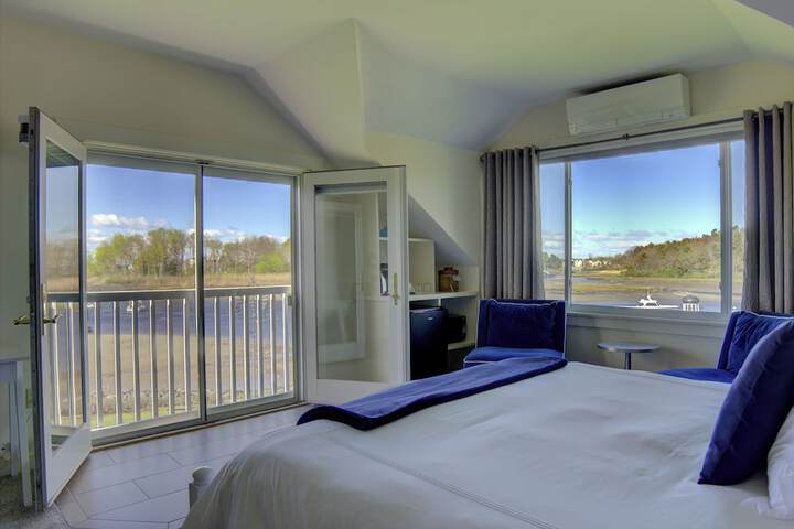 Nonantum Resort