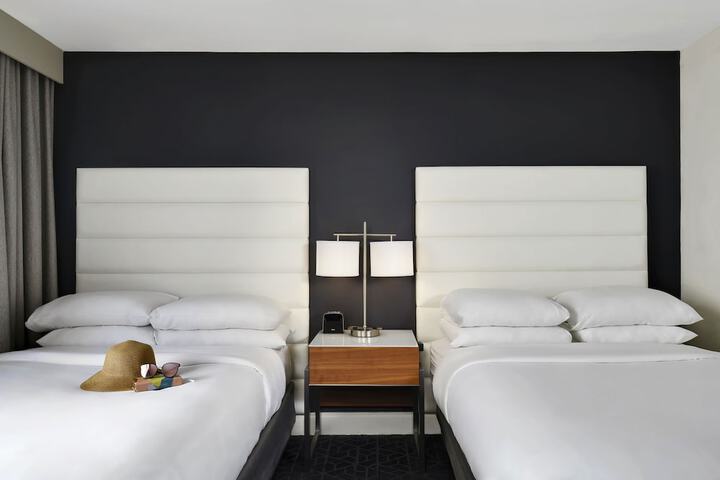 Hotel Tampa Riverwalk