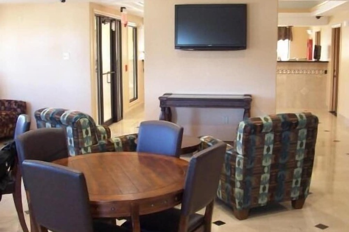 Hotel Interior 12 of 31