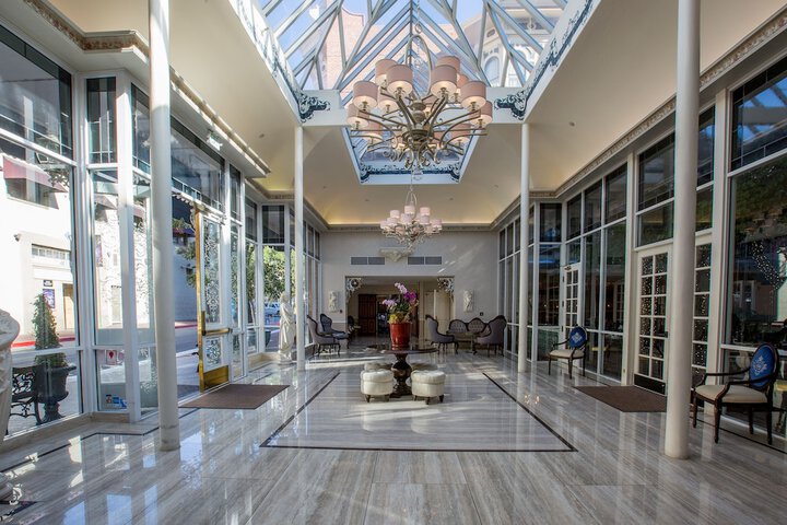 Hotel 3 of 118