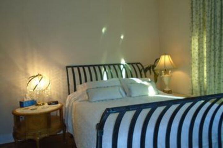 Connellsville Bed and Breakfast