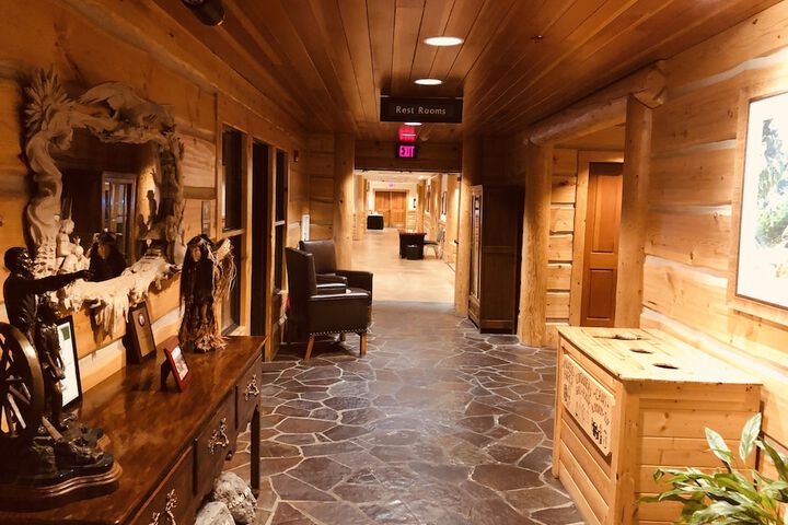 Heathman Lodge