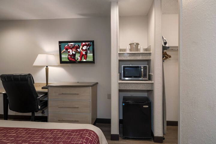 Room 38 of 54