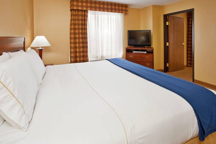 Room 46 of 57