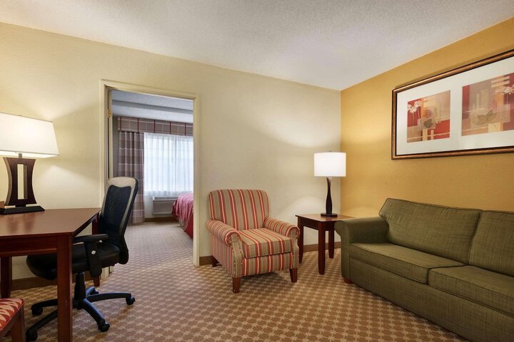 Room 9 of 44
