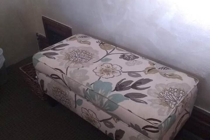 Room 41 of 77