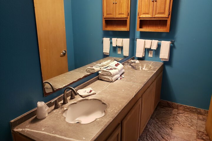 Room 11 of 36
