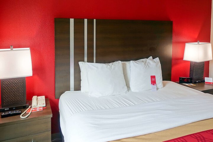 Room 15 of 31