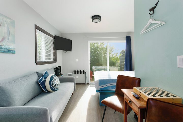 Breakwater Resort