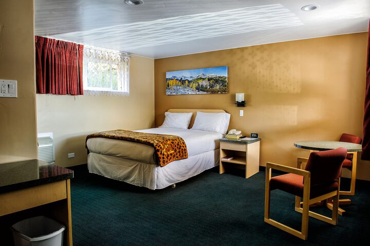 Room 26 of 50