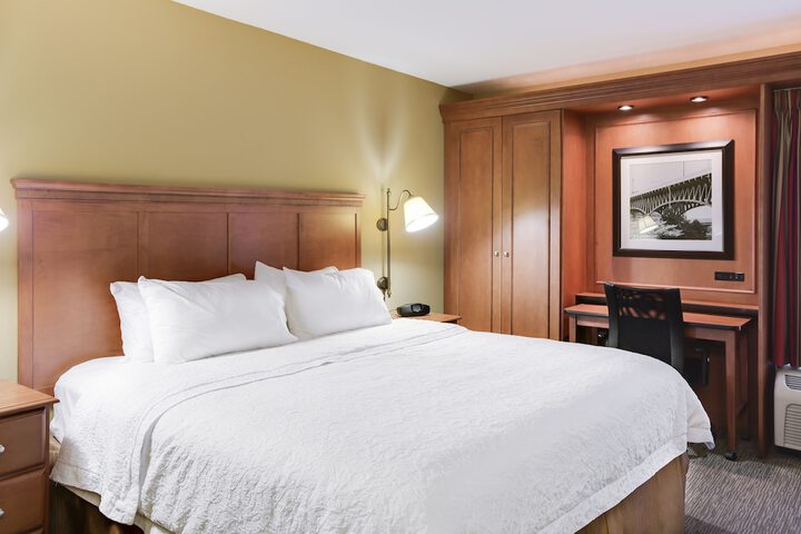 Room 18 of 46