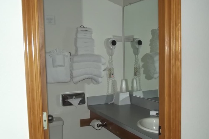 Room 16 of 84
