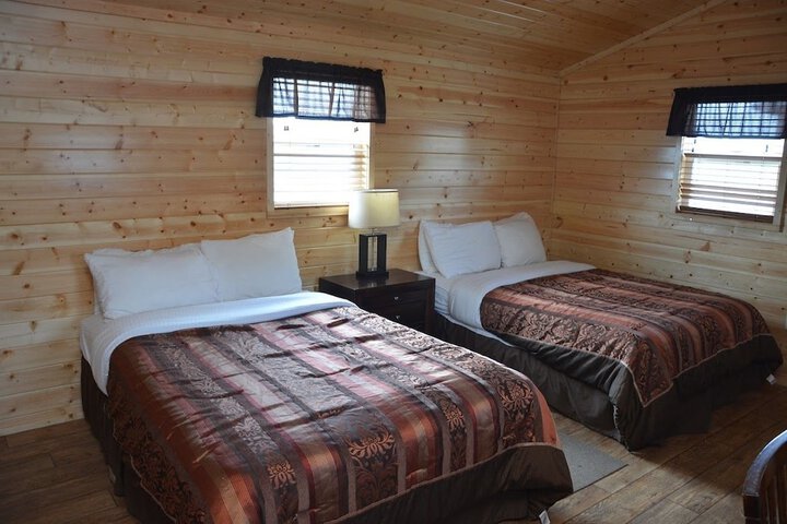Roosevelt Inn and Suites