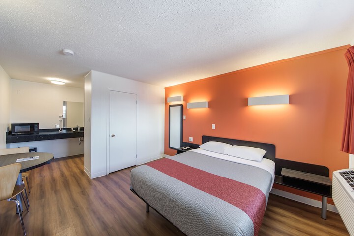 Motel 6 Cranbrook BC