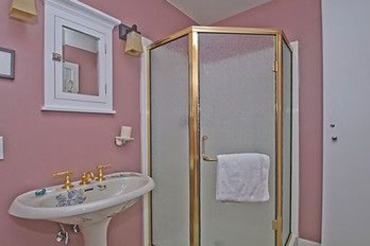 Butterfly 2 Br Home by RedAwning