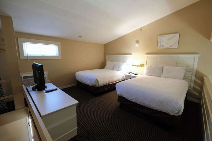 Room 118 of 131