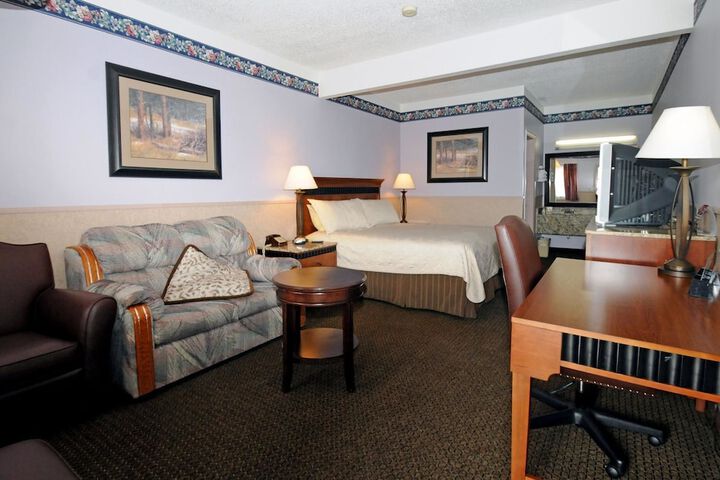 Room 32 of 54