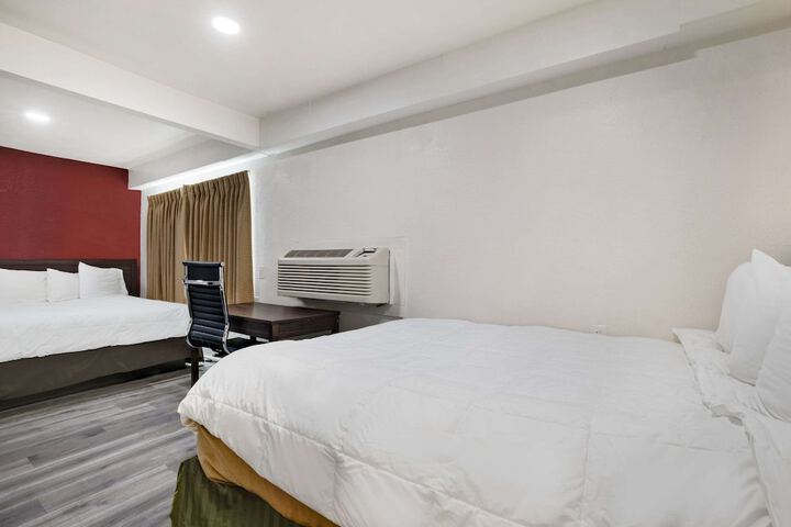 Room 26 of 30