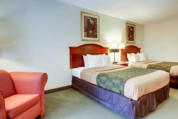 Room 14 of 27