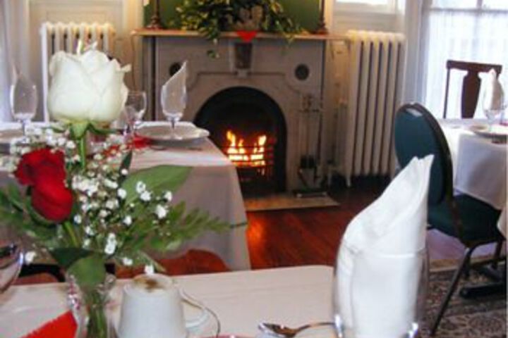 Pinehill Inn