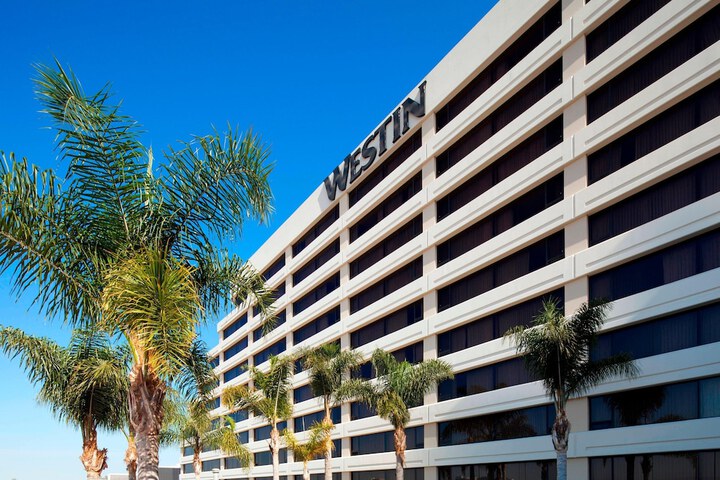 Hotel 3 of 130
