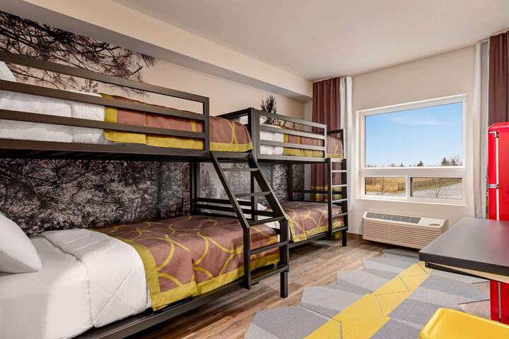 Room 37 of 51