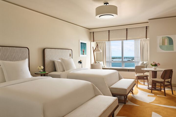 Four Seasons Hotel Miami