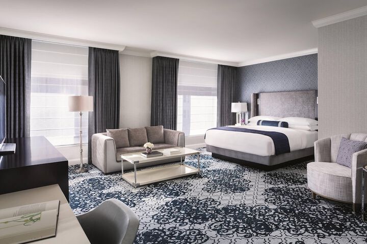 Room 45 of 102