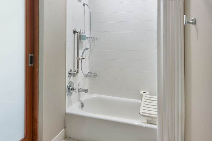 SpringHill Suites by Marriott Atlanta Airport Gateway