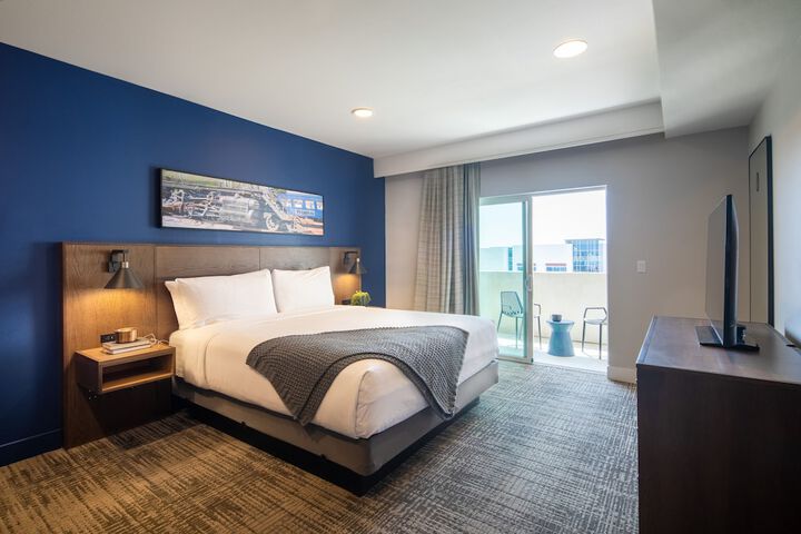 Room 19 of 44