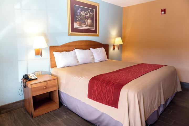 Room 14 of 15