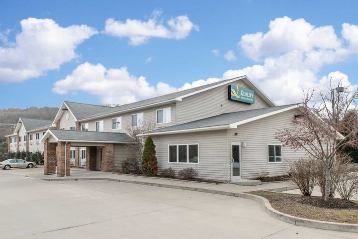 Hotel 3 of 31