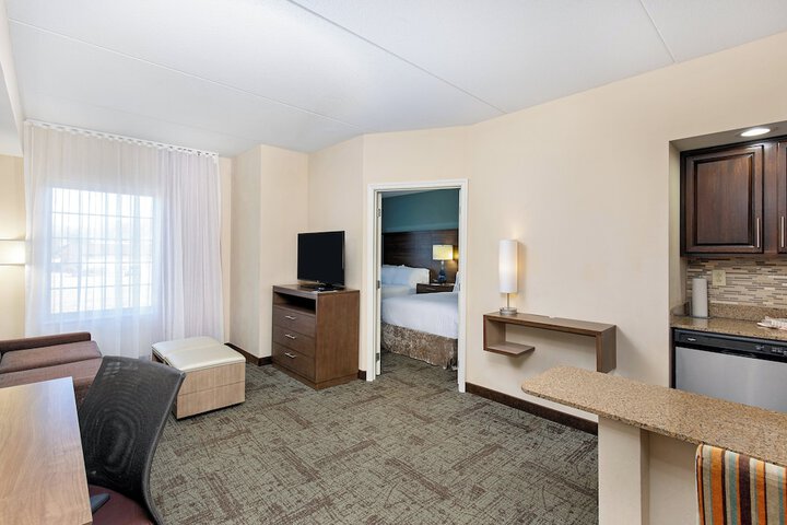 Staybridge Suites Oak Ridge by IHG