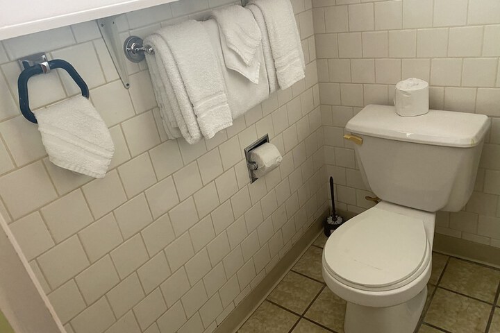 Room 20 of 29