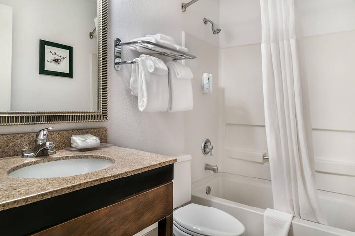 Country Inn & Suites by Radisson Frederick, MD