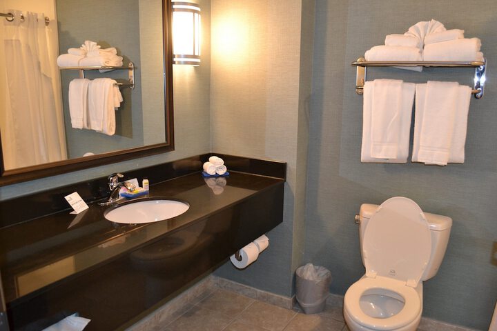 Room 15 of 29