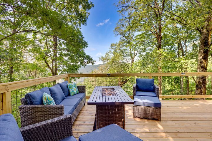 Jasper Vacation Rental w / Decks Fire Pit & Views!