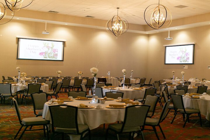 Holiday Inn Mishawaka by IHG