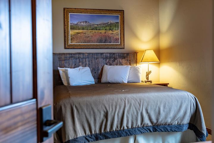 Yellowstone Valley Lodge an Ascend Collection Hotel