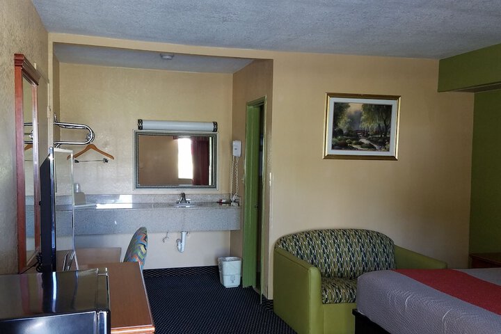 Room 30 of 57