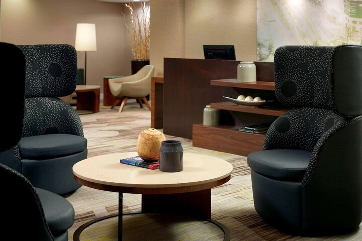Hotel Interior 4 of 27