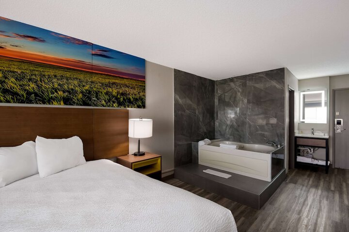 Room 34 of 44